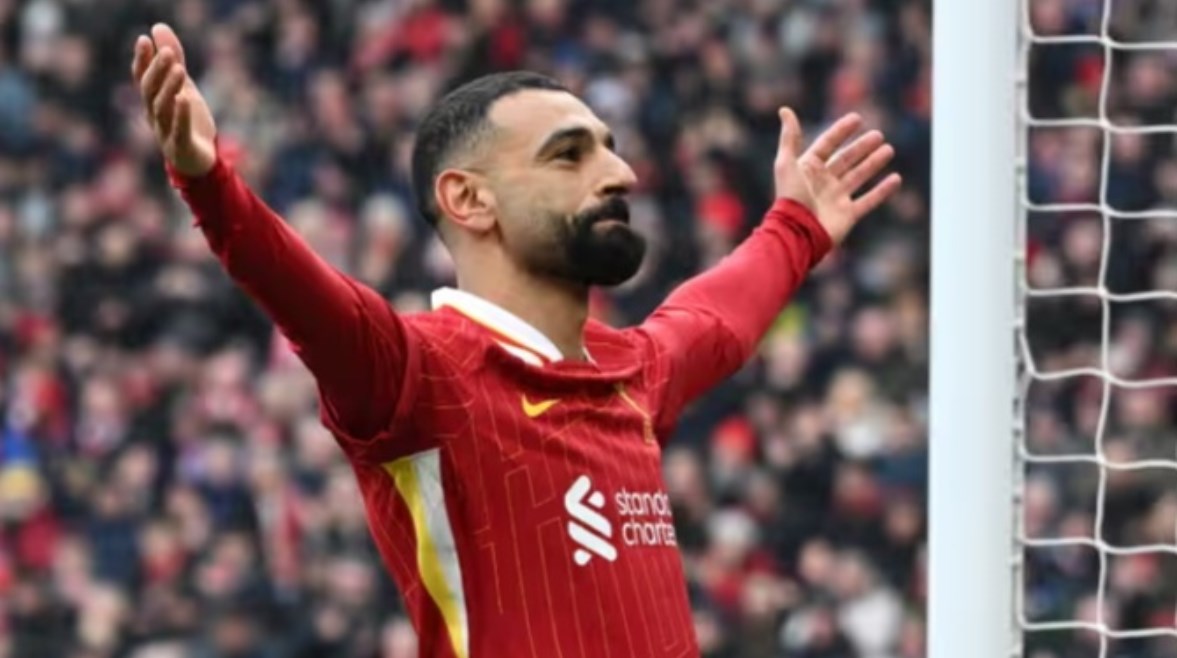 الجارديان البريطانية  : محمد صلاح المحرك الأساسي لليفربول في سباق اللقب الإنجليزي!