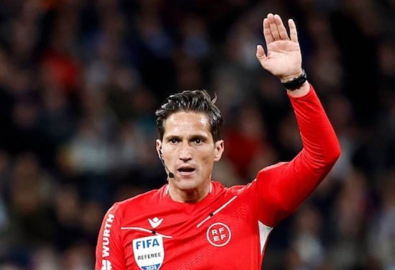 قرار الاتحاد الإسباني بشأن حكم مباراة ريال مدريد وأوساسونا 