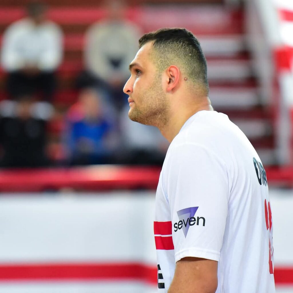 لماذا غاب نجم الزمالك في موقعة  الأهلي بنهائي سوبر  الطائرة ؟