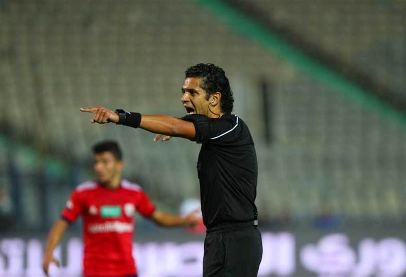 الغندور حكمًا لمباراة  الزمالك وسموحة في دور الـ 8 لكأس مصر