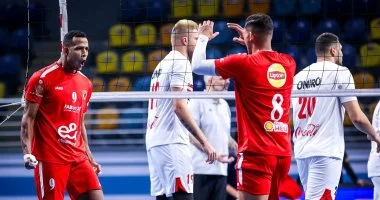 رجال طائرة الأهلي يُسقطون الزمالك ويتوجون بكأس مصر