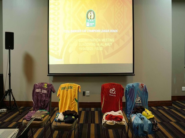 الأهلي بالزي الأحمر التقليدي في مواجهة صن داونز بذهاب نصف نهائي إفريقيا
