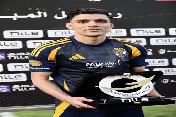بن شرقي يقود الأهلي للفوز على سيراميكا ويخطف جائزة الأفضل
