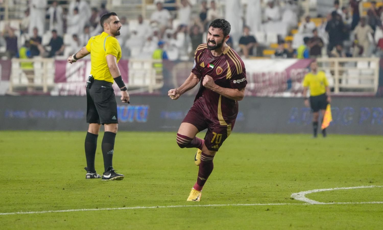خريبين يشعل المنافسة على لقب الهداف في الدوري الإماراتي
