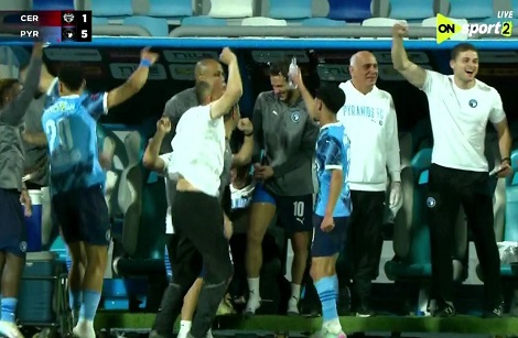 بيراميدز يحتفل بالدوري رغم تتويج الأهلي رسميًا