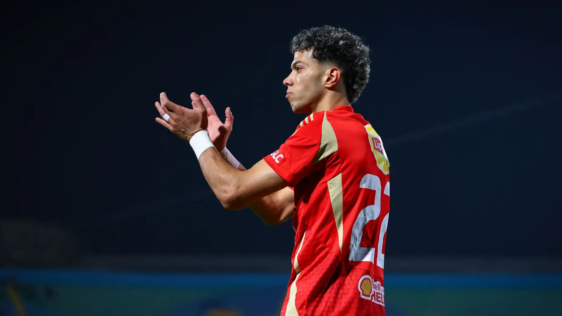 إمام عاشور يتصدر مشهد الدوري المصري.. نجم الأهلي الأفضل في الموسم