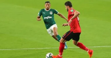 الفيفا: مواجهة الأهلي وبالميراس حاسمة في صراع التأهل بمونديال الأندية