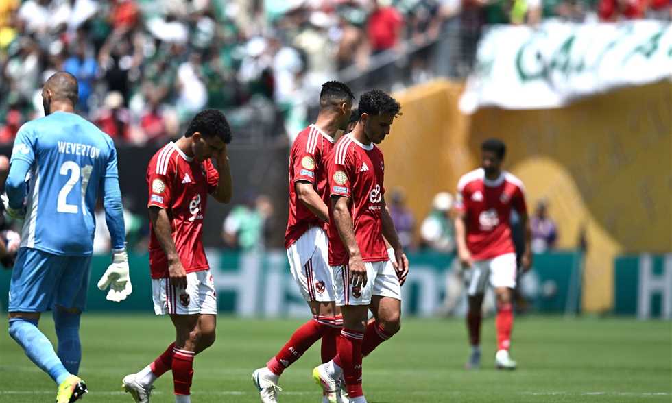 عاصفة بالميراس تطيح بالأهلي وتزلزل حلم العالمية من جديد!