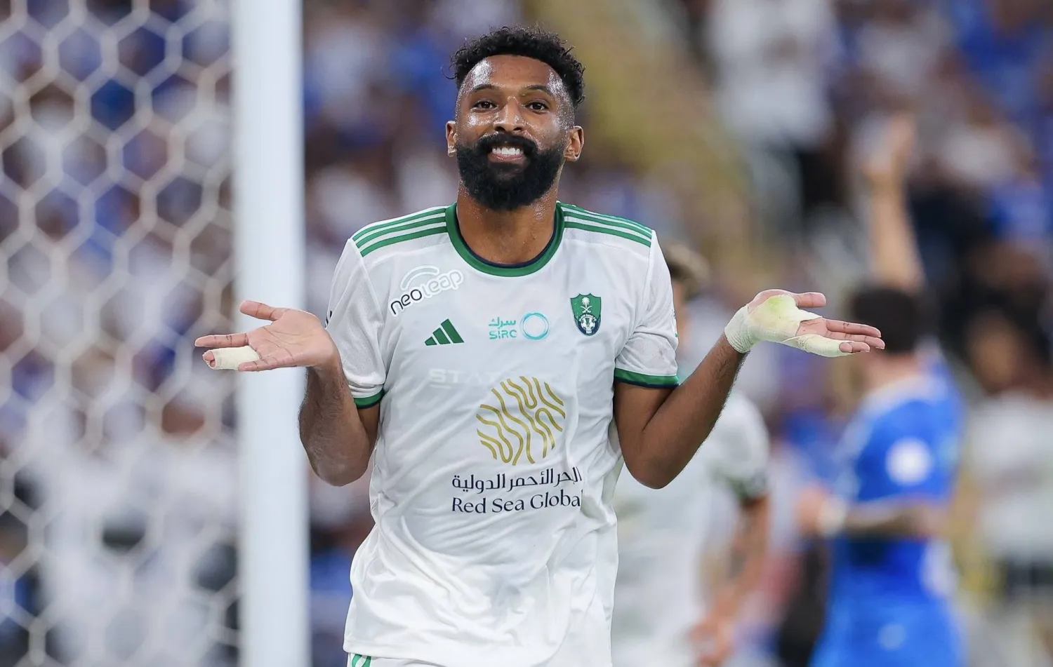 الفتح يشكو الأهلي رسميًا بسبب صفقة فراس البريكان