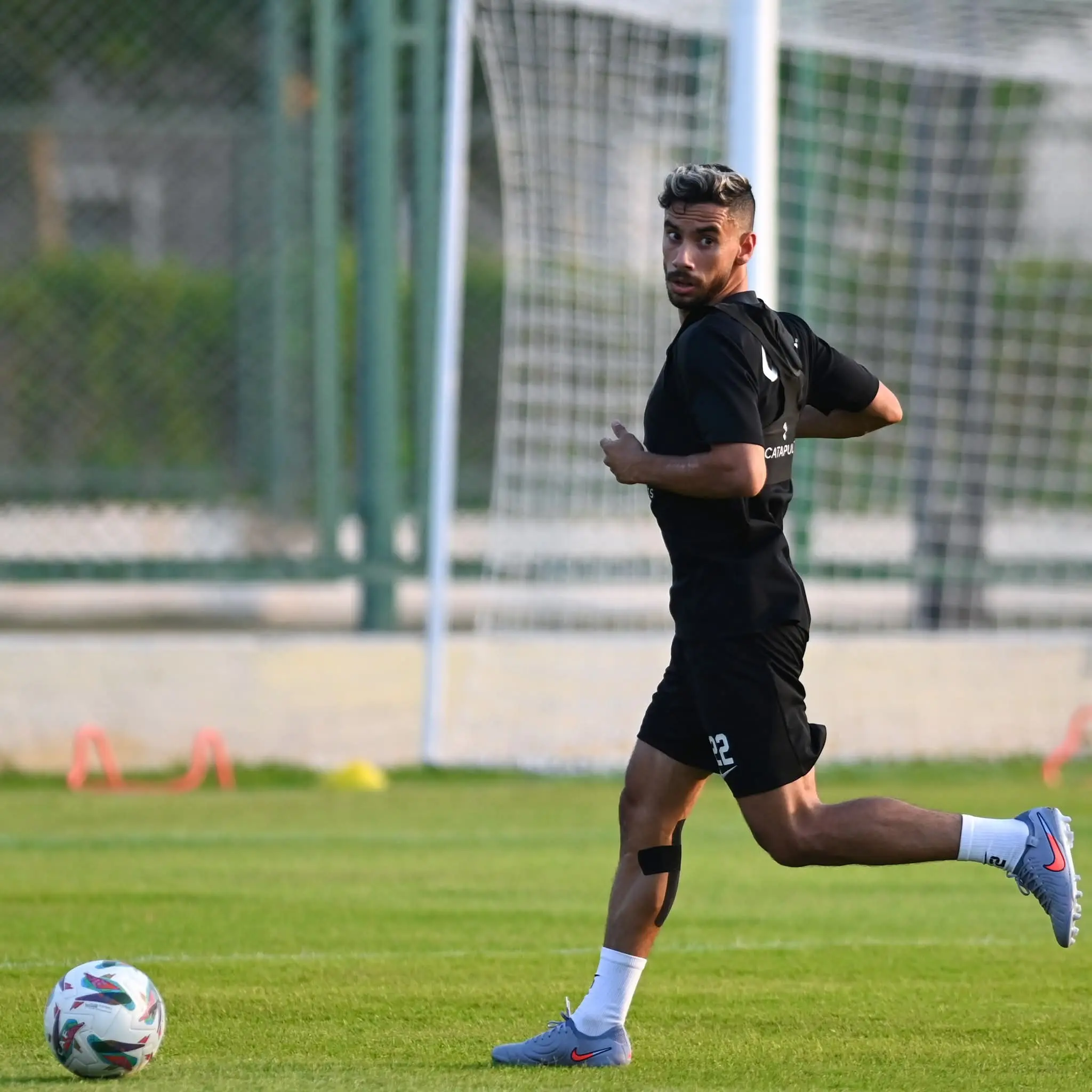 تقسيمة فنية للاعبي الزمالك في المران الصباحي