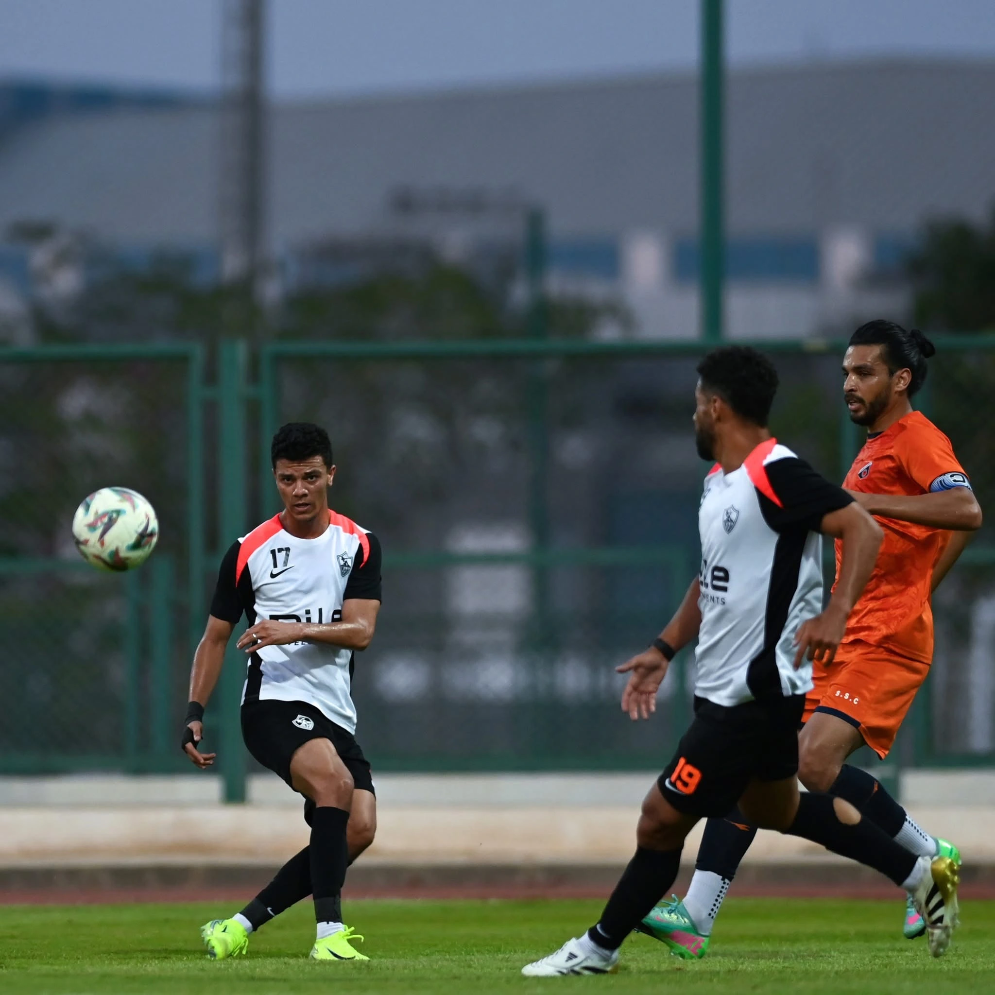 التعادل السلبي يسيطر على ودية الزمالك ودجلة في الشوط الأول