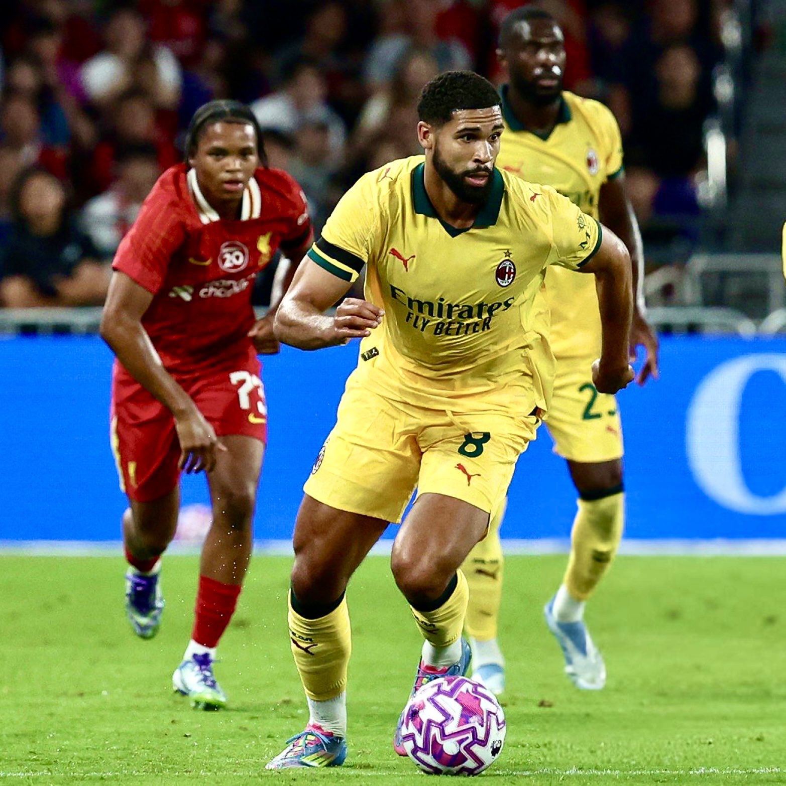 ميلان يُسقط ليفربول برباعية وديا في هونج كونج