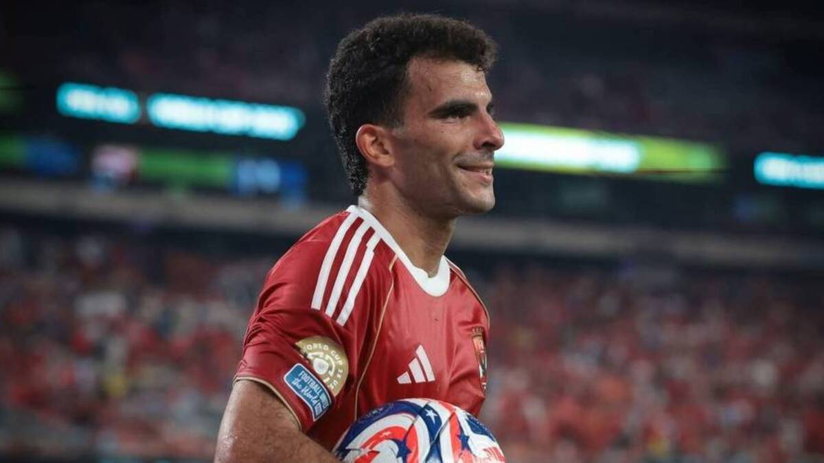 فوضى العقود .. تهدد الاستقرار في الاهلي !