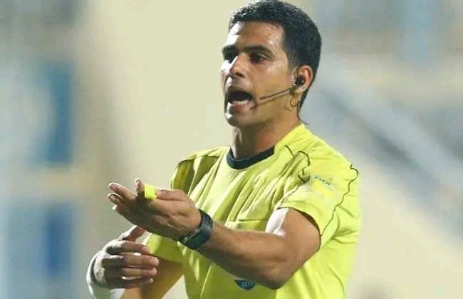 معروف يدير قمة الأهلي وفاركو في الجولة الثانية لدوري نايل