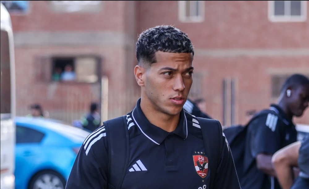 عاشور يغادر مباراة إنبي مصابًا ويُنقل للمستشفى فجراً  