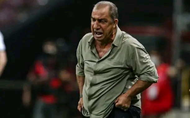 فاتح تريم يقترب من قيادة الأهلي بعد رحيل ريبيرو