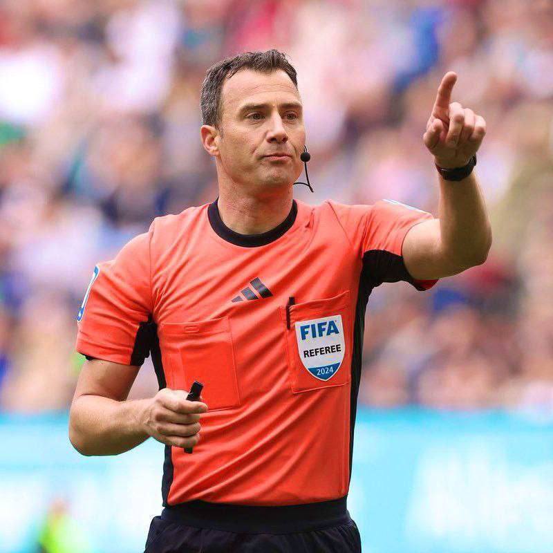 فيليكس زواير يتولى مهمة إدارة صدام مانشستر سيتي ونابولي الأوروبي