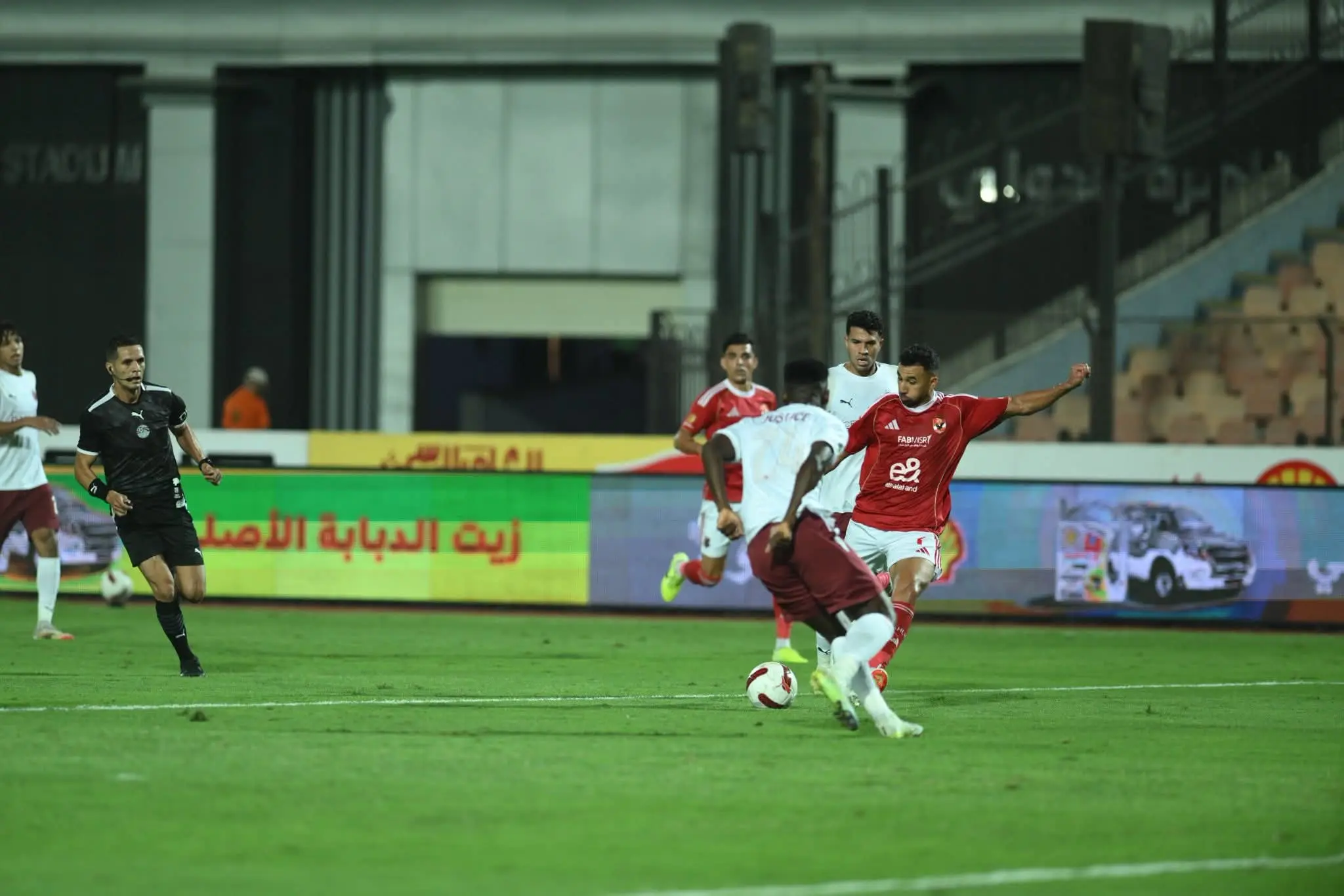 تريزيجيه ينقذ الأهلي أمام سيراميكا ويصعد به للمركز العاشر