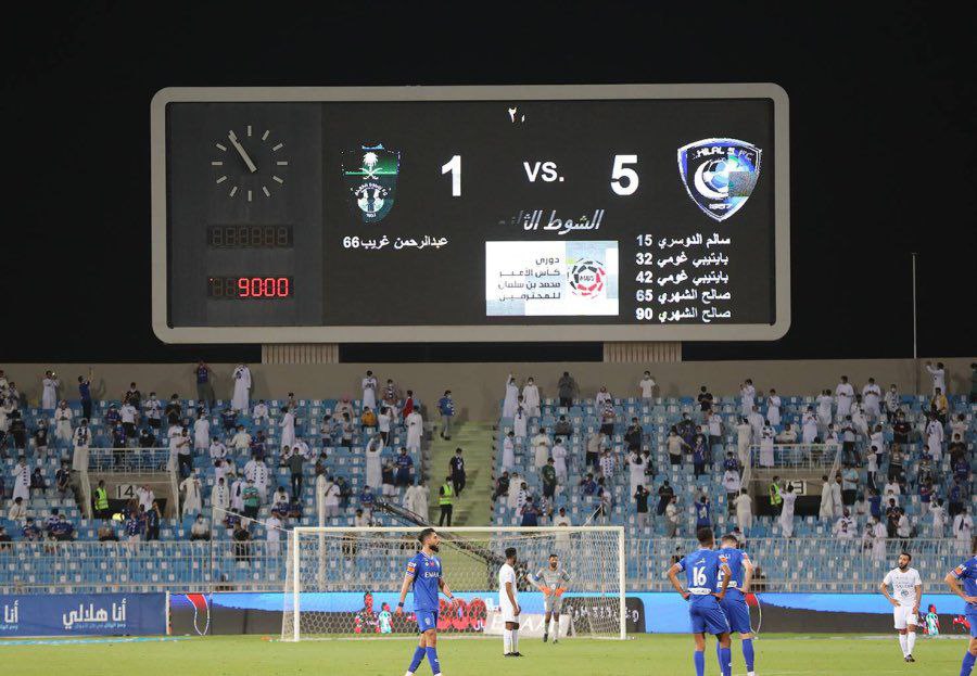 الهلال والأهلي.. كلاسيكو لا يعترف بالأرقام
