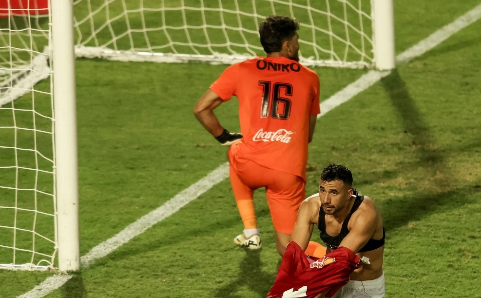 بالأسماء.. عقوبات بالجملة في الدوري المصري أبرزها إيقاف نجمي الأهلي والزمالك  