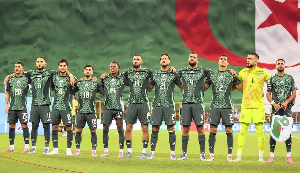 محرز وبلايلي يقودان قائمة الجزائر.. ومحاربو الصحراء على بعد فوز من المونديال  