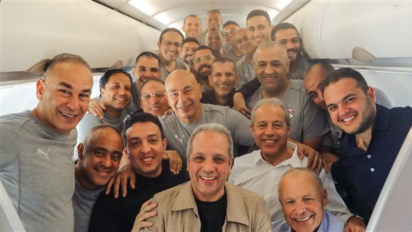 بعثة منتخب مصر تعود إلى القاهرة بعد التأهل المونديالي واستقبال خاص في المطار