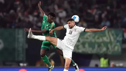 يورتشيتش يعطي الضوء الأخضر لإدارة بيراميدز لبيع رمضان صبحي