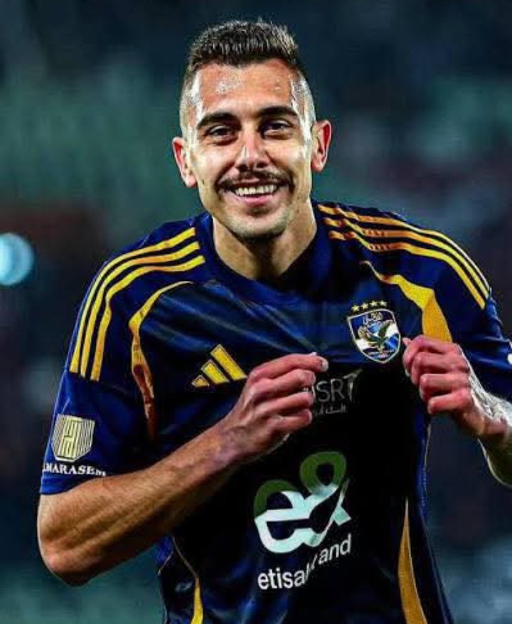 ملف جراديشار يشتعل في الأهلي | عروض أوروبية، حسابات مالية دقيقة، وقرار مؤجل حتى آخر الميركاتو