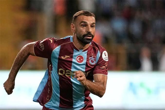 محمد صلاح يثير الجدل بظهوره في قائمة طرابزون سبور رغم أزمة النجيل الصناعي